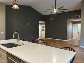 6786 Autumn Ct in North Fort Myers, FL - Building Photo - Building Photo