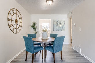 Fairview Apartments in Omaha, NE - Building Photo - Building Photo