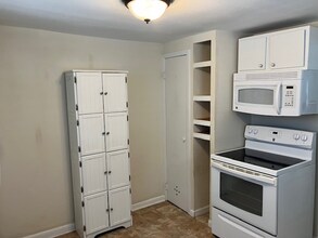 1402 Walden Cove in Pocahontas, AR - Building Photo - Building Photo
