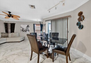 3370 Turtle Cove in West Palm Beach, FL - Building Photo - Building Photo