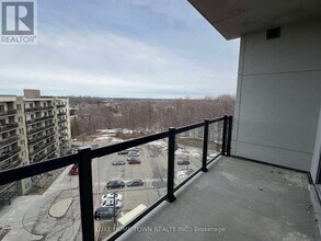1000-1000 Lackner Blvd in Kitchener, ON - Building Photo - Building Photo