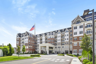 The Vanderbilt in Westbury, NY - Building Photo - Building Photo