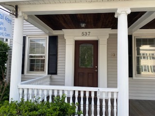 537 Main St in New Hartford, CT - Foto de edificio