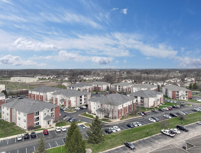 University Village in Muncie, IN - Foto de edificio - Building Photo