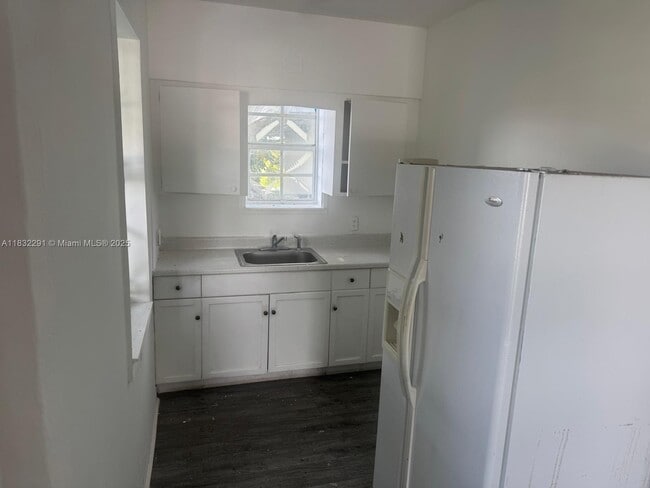 1111 N 22nd Ave in Hollywood, FL - Building Photo - Building Photo
