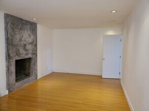 12443 Aneta St in Los Angeles, CA - Building Photo - Building Photo