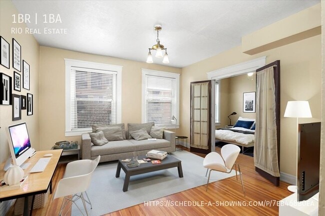 property at 1934 Grant St