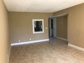 2300 NE 1st Ln in Boynton Beach, FL - Building Photo