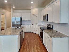 1139 Wagon Way in Spanish Fork, UT - Building Photo - Building Photo