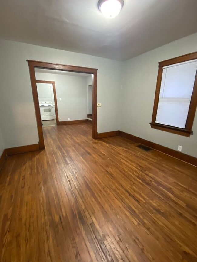 416 Cutler St in Waterloo, IA - Building Photo - Building Photo