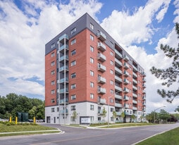 Lancaster Park Apartments in Welland, ON - Building Photo