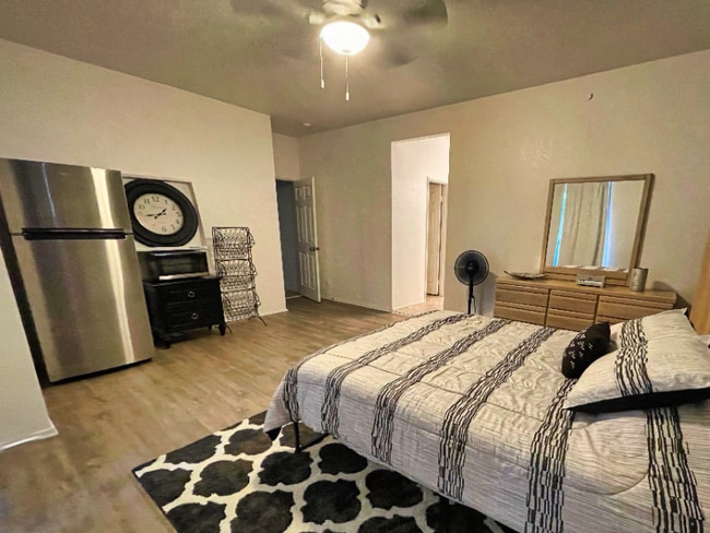 43233 Sawgrass Ln in Lancaster, CA - Building Photo - Building Photo