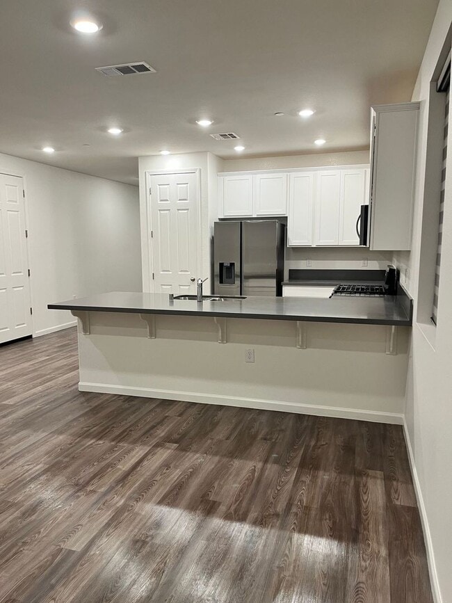 540 Spalding Wy in Lathrop, CA - Building Photo - Building Photo