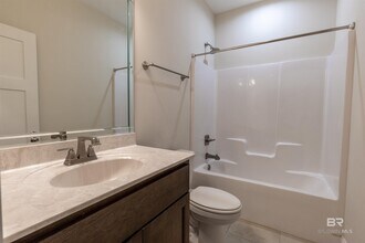412 Scarlett Ave in Fairhope, AL - Building Photo - Building Photo
