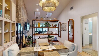 385 E Hartford St, Unit 7A in Hernando, FL - Foto de edificio - Building Photo