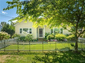 68 Onondaga St in Skaneateles, NY - Building Photo