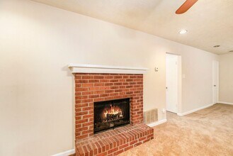 5359 Cedar Rock Dr in Stonecrest, GA - Building Photo - Building Photo