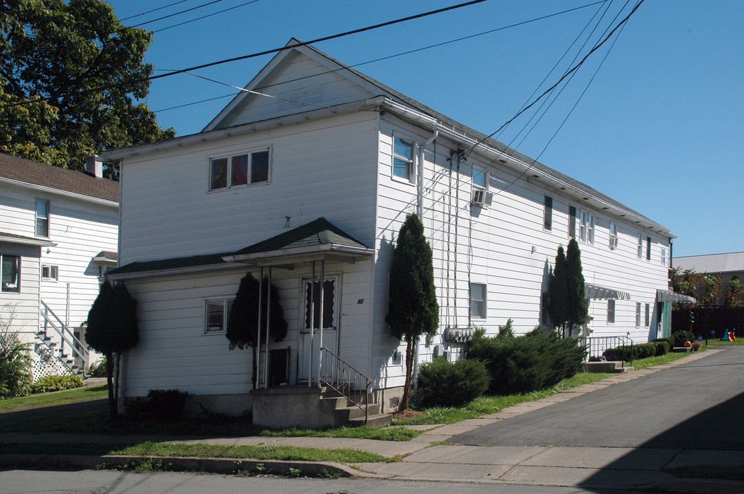 52 Plymouth St in Wilkes-Barre, PA - Foto de edificio