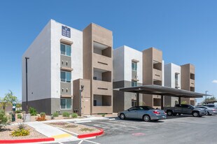 Landing 36 in Las Vegas, NV - Building Photo