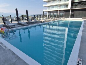 1660 Water St in Kelowna, BC - Building Photo - Building Photo