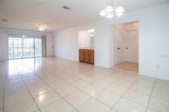 2304 Clubside Dr in Longwood, FL - Building Photo - Building Photo