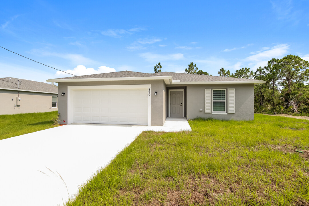 466 Lambright St SW in Palm Bay, FL - Building Photo