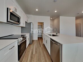 9821 W Parkway Dr in Tolleson, AZ - Building Photo - Building Photo