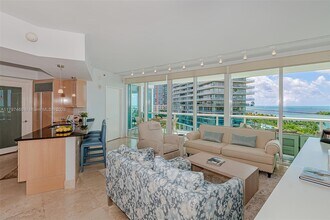 1000 South Pointe Dr in Miami Beach, FL - Building Photo - Building Photo
