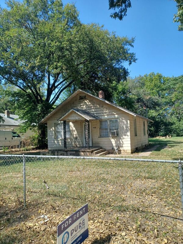 property at 1419 NW Logan St