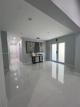 4101 SW 99th Ct in Miami, FL - Building Photo - Building Photo