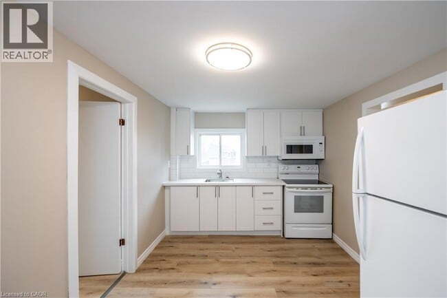 66 Weir St S in Hamilton, ON - Building Photo - Building Photo