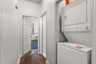 1233 S Clark St in New Orleans, LA - Building Photo - Building Photo