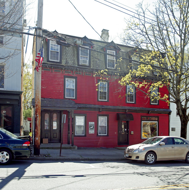 147-149 Main St in Cold Spring, NY - Building Photo - Building Photo