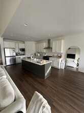 2555 Farmville Lks Dr in Auburn, AL - Building Photo - Building Photo