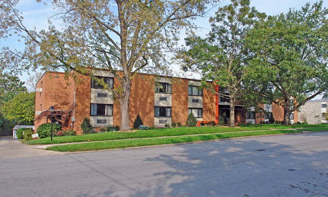 South Dale Apartments in Dayton, OH - Foto de edificio - Building Photo