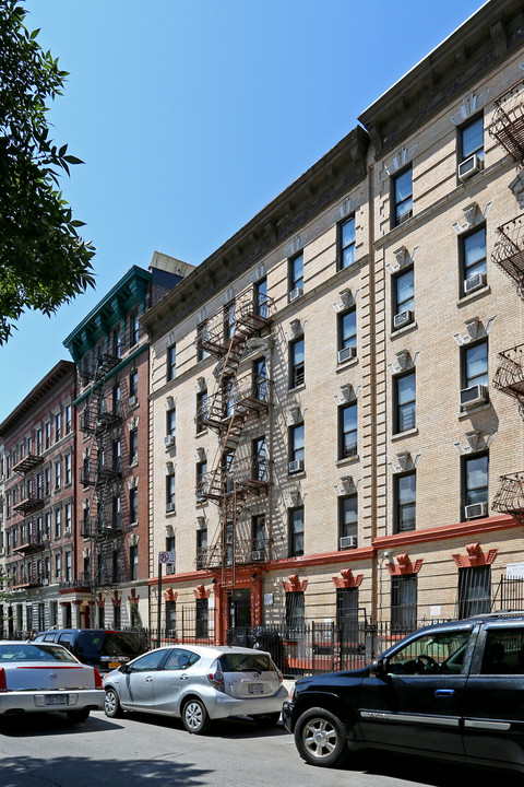 145-147 Edgecombe Ave in New York, NY - Foto de edificio