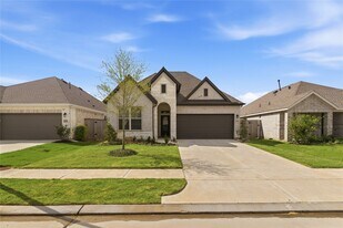 30323 Tall Fescue Dr in Fulshear, TX - Building Photo