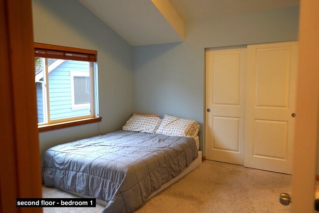 2800 NE 137th St in Seattle, WA - Building Photo - Building Photo