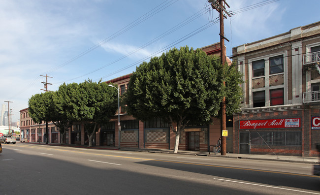 Produce Hotel Apartments in Los Angeles, CA - Building Photo - Building Photo