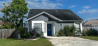 11605 Autumn Gardens Ct in Tampa, FL - Building Photo
