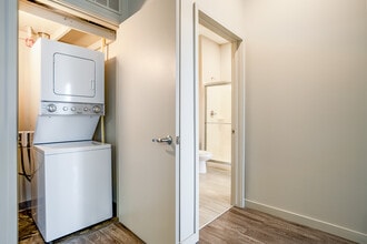 Starkweather Lofts in Plymouth, MI - Foto de edificio - Interior Photo