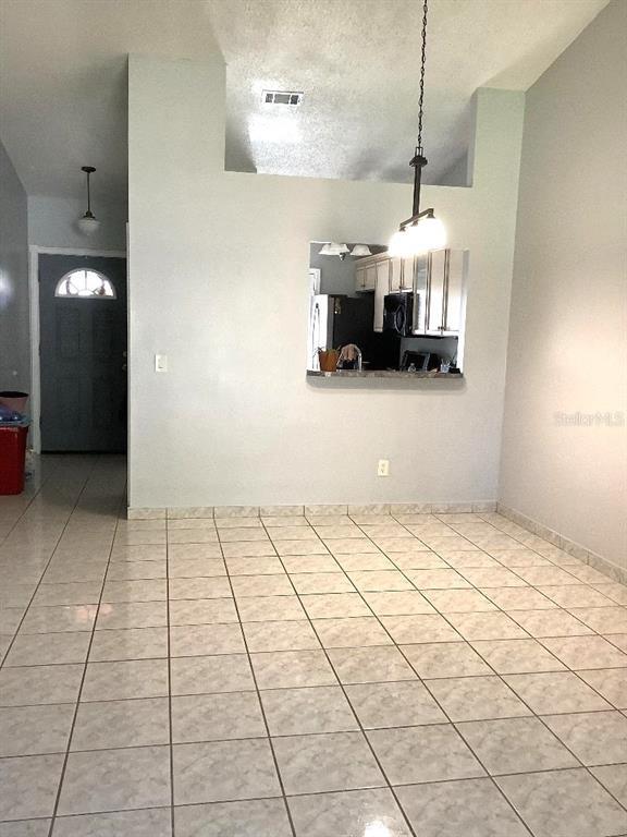 53 Silver Park Cir in Kissimmee, FL - Foto de edificio - Building Photo