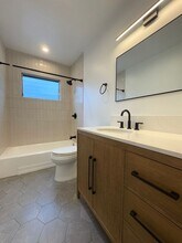 1020 N Edinburgh Ave in West Hollywood, CA - Building Photo - Building Photo