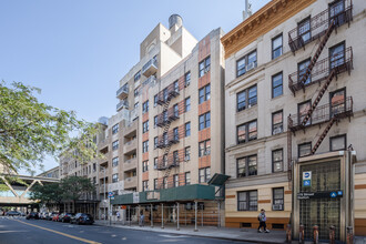 386 Fort Washington Ave in New York, NY - Building Photo - Building Photo