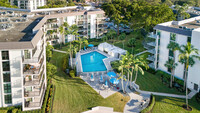 1350 River Reach Dr, Unit 307 in Fort Lauderdale, FL - Foto de edificio - Building Photo