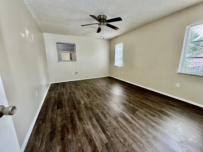 110 19th St in Palm Harbor, FL - Building Photo - Building Photo