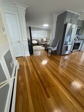 209 Atlantic St, Unit 2 in Quincy, MA - Building Photo - Building Photo