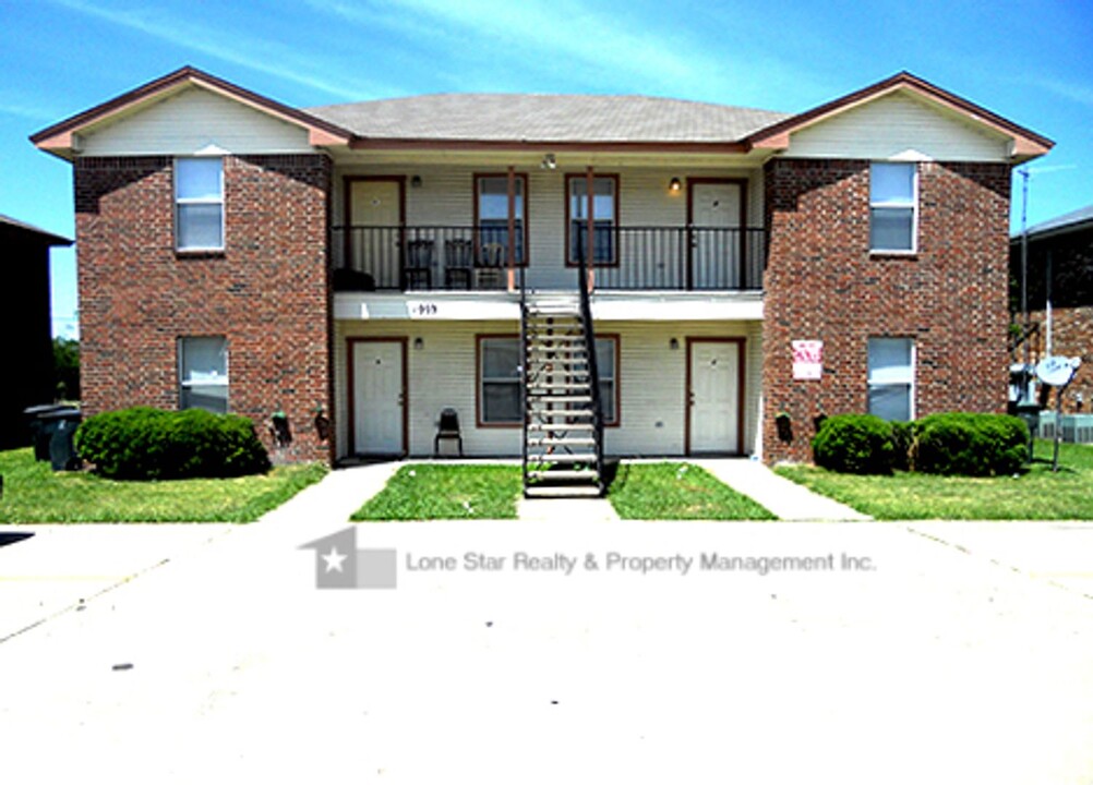 1003 Circle M Dr in Killeen, TX - Building Photo