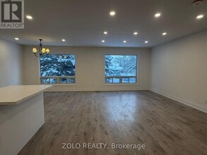 3 Highcroft Rd in Barrie, ON - Building Photo - Building Photo