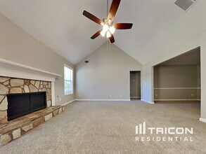 523 Ashton Manor Dr in Loganville, GA - Building Photo - Building Photo